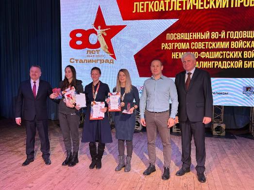 Алексеевцы на легкоатлетическом пробеге Алексеевцы на легкоатлетическом пробеге