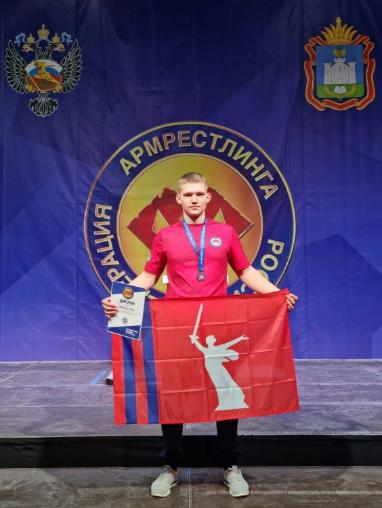 Артём Николаев – КМС